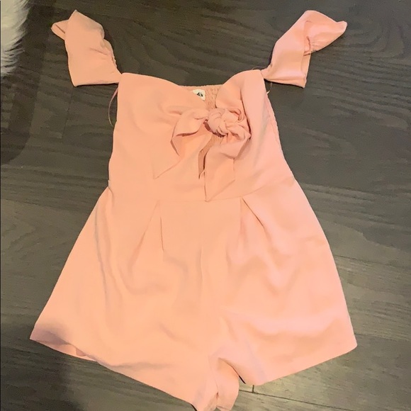 Pink romper - Picture 2 of 3